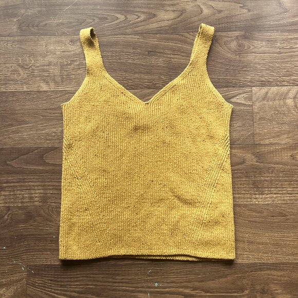 Spring Summer Old Navy Knit Tank Top - Picture 1 of 5
